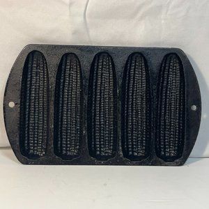 Lodge Cast Iron Corn Stick Pan 5 Slots Cornbread 527C2 Made in USA Preowned